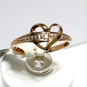 Diamond Heart 10K Gold Ring size 6.5